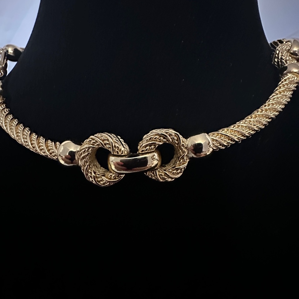 ❌SOLD❌ 💎 Dior Choker Necklace - Picture 4 of 11